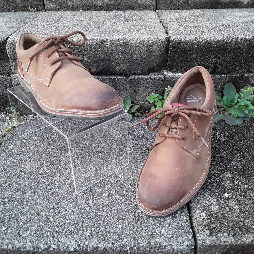 Clarks Brown Distressed Leather Oxfords Men's 10 M